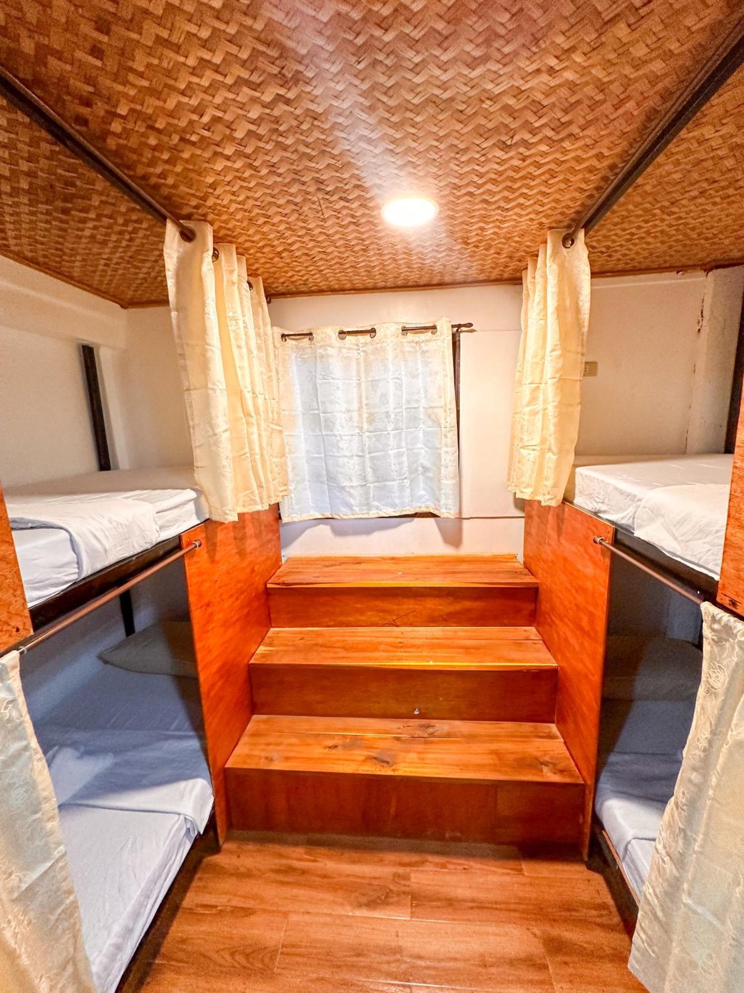 Hangout'S Hostel El Nido Kültér fotó