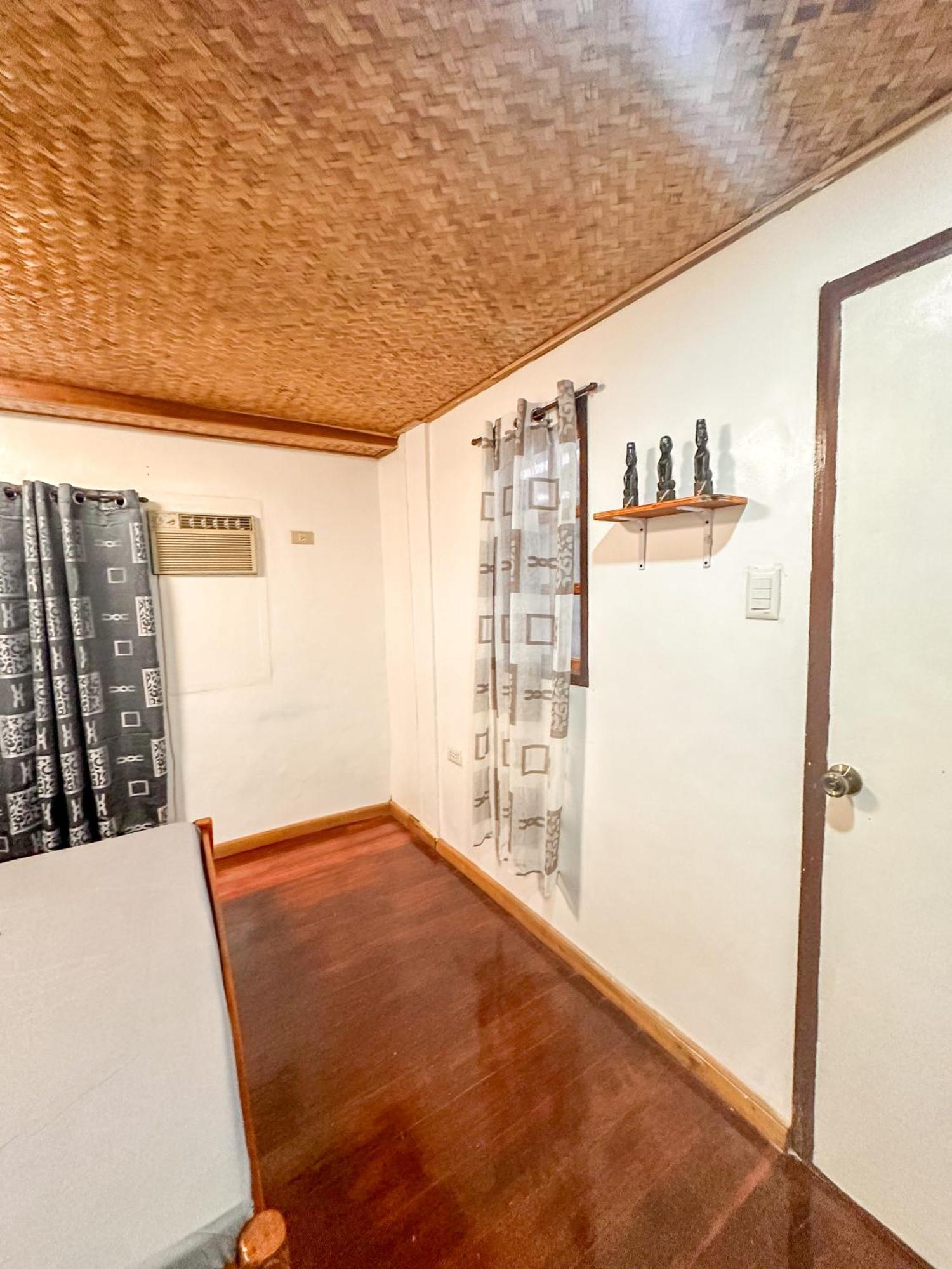 Hangout'S Hostel El Nido Kültér fotó
