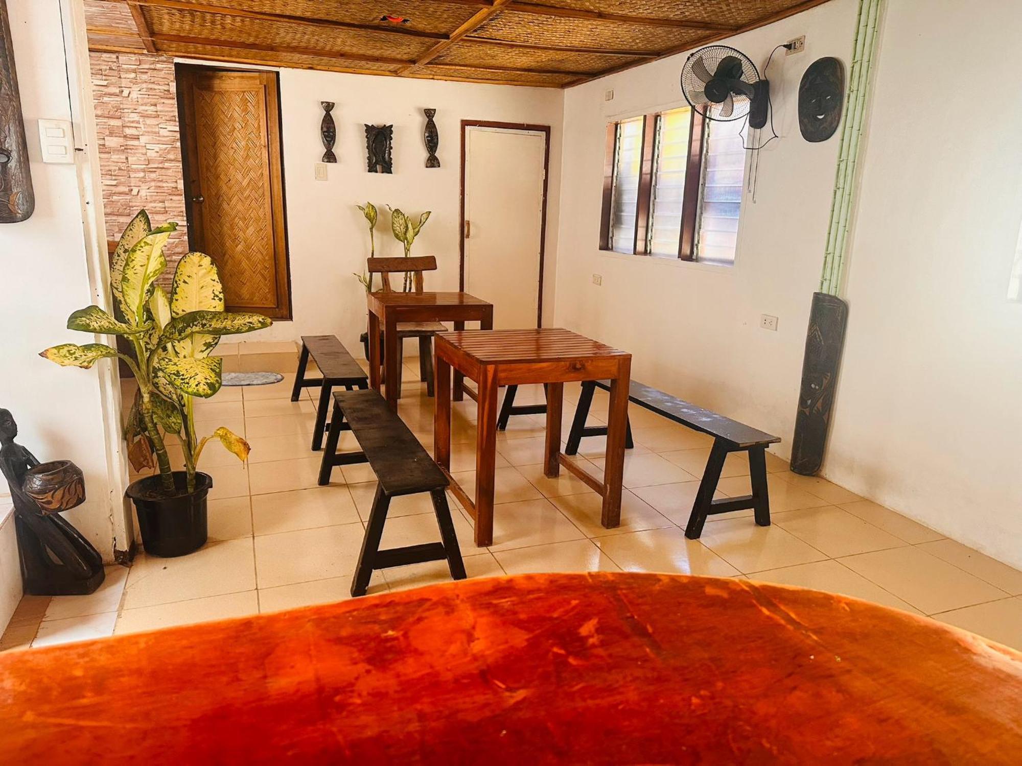 Hangout'S Hostel El Nido Kültér fotó
